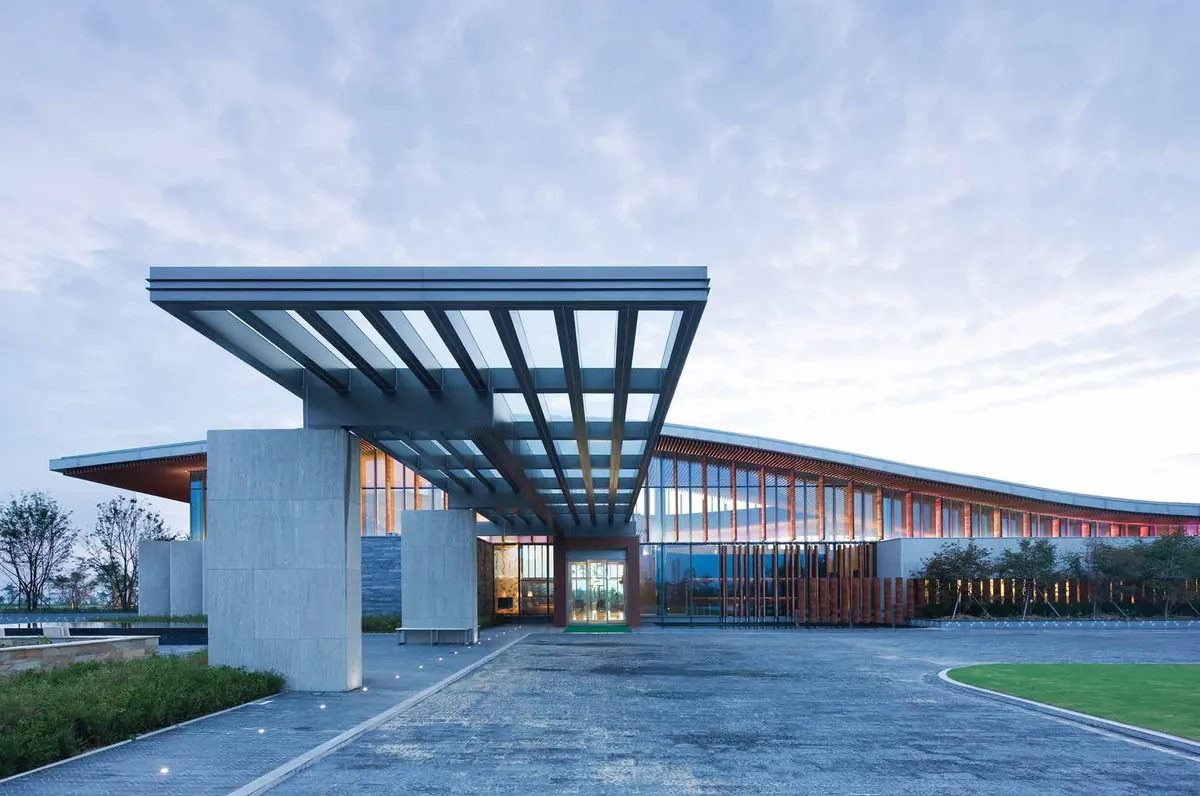 Mana Skanda The Right Life clubhouse exterior Mana Skanda The Right Life clubhouse exterior